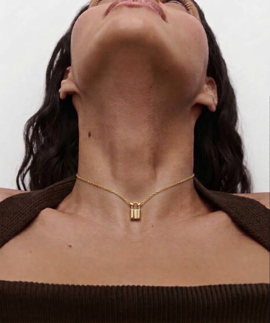 Story Necklace