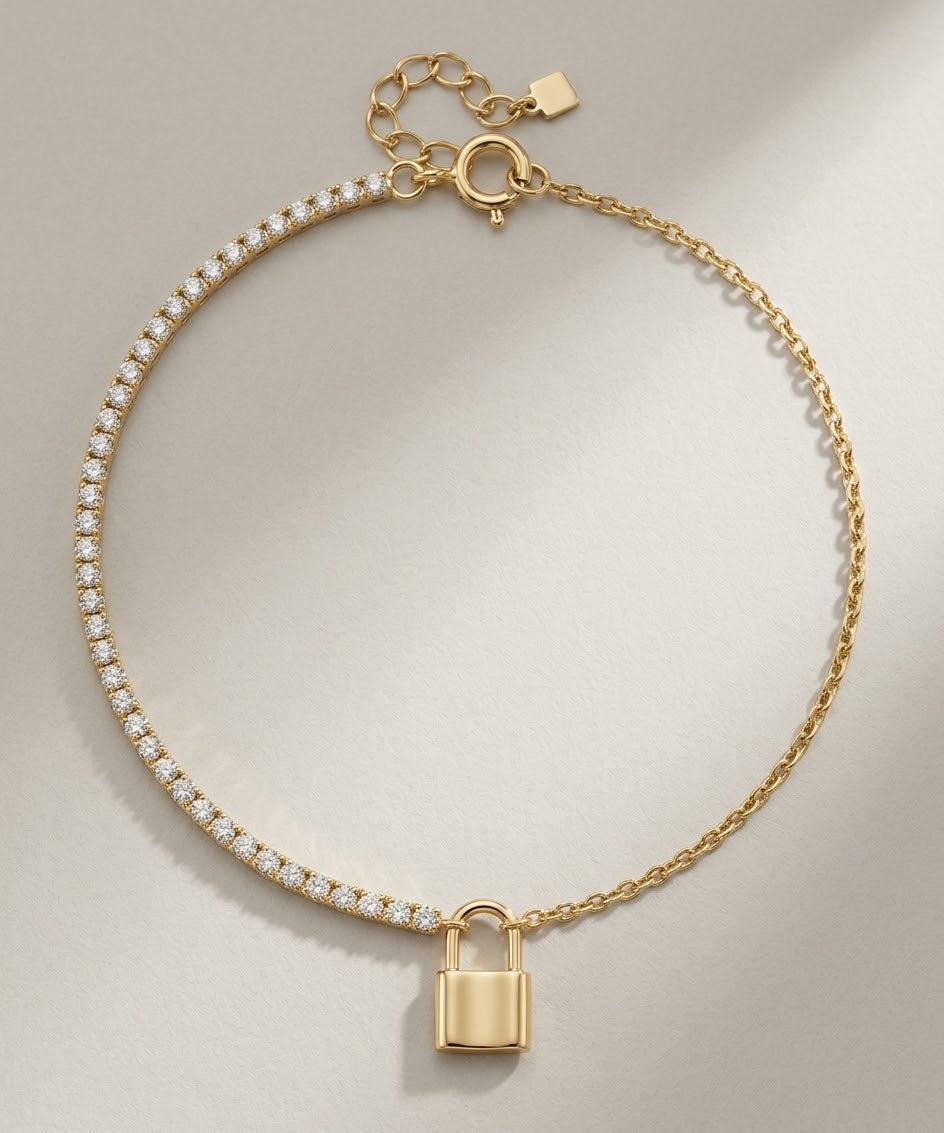 Story Bracelet